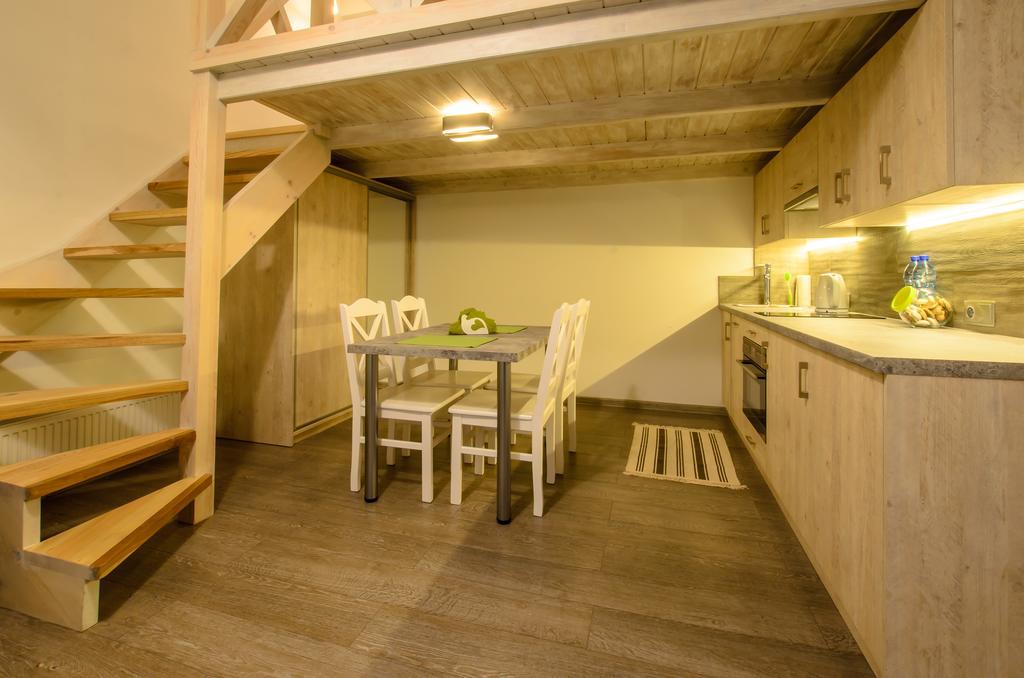 Apartamenty Winnicy Kresy II クラクフ エクステリア 写真